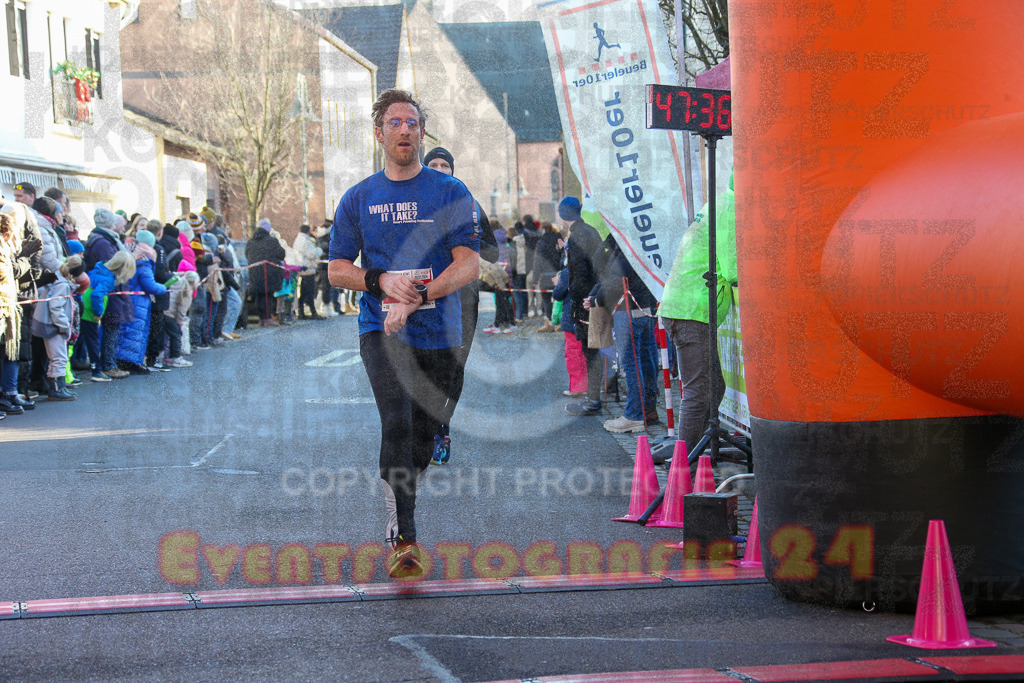 241201_1223_EX1_1950 | Sportfotografie im Rhein-Sieg Kreis, Köln, Bonn, NRW, Rheinland Pfalz, Hessen, etc. Unser Tätigkeitsfeld umfasst den Laufsport vom Volkslauf über den Marathon, Duathlon, Triathon bis zum Ultralauf wie Kölnpfad Ultra oder Schindertrail.