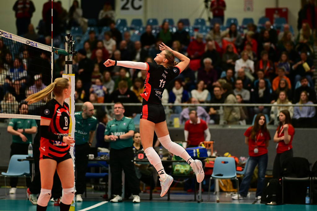 Volleyball I Frauen I Saison 2025-2026 I Bundesliga I Hauptrunde I ETV Hamburger Volksbank Volleys - Skurios Volleys Borken | Der Sportfotograf. - Realisiert mit Pictrs.com