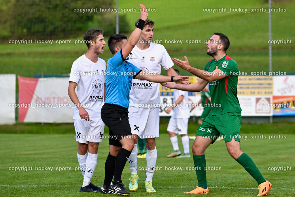 FC ASKÖ Gmünd vs. Union Matrei  | #5 Benedikt Wibmer Matrei, #16 Daniel Vasiljevic FC Gmünd, #27 Hannes Wibmer Matrei, Mathias Bodner Referee, Rote Karte, FC ASKÖ Gmünd vs. Union Matrei , FC ASKÖ Gmünd vs. Union Matrei  am 21.09.2024 in Gmünd (Sportplatz Gmünd), Austria, (Photo by Bernd Stefan)
