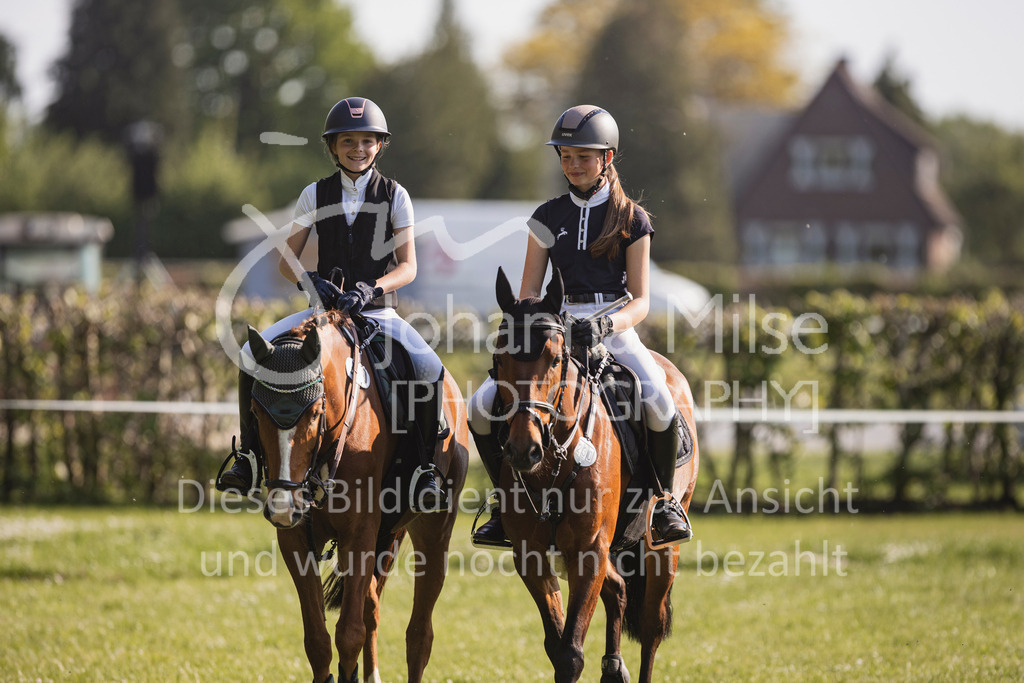 250501_MünsterHandorf_PonyTrophy-212 | Deine schönsten Turniermomente als professionelle Fotos! Entdecke hochwertige Pferdesport-Fotografie im Online-Shop. Jetzt Fotos finden & bestellen!