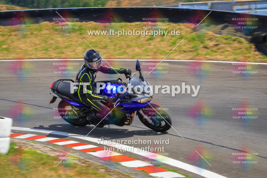 _DSK2458 | Hier findet Ihr Bilder von Touristenfahrten auf der Nürburgring Nordschleife oder von anderen Veranstaltungen die ich besucht habe. Viel Spass beim Durch Schauen 