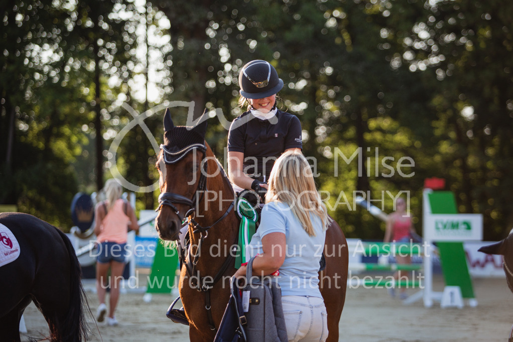 220825_Delbrueck_PonyTrophy-258 | Deine schönsten Turniermomente als professionelle Fotos! Entdecke hochwertige Pferdesport-Fotografie im Online-Shop. Jetzt Fotos finden & bestellen!