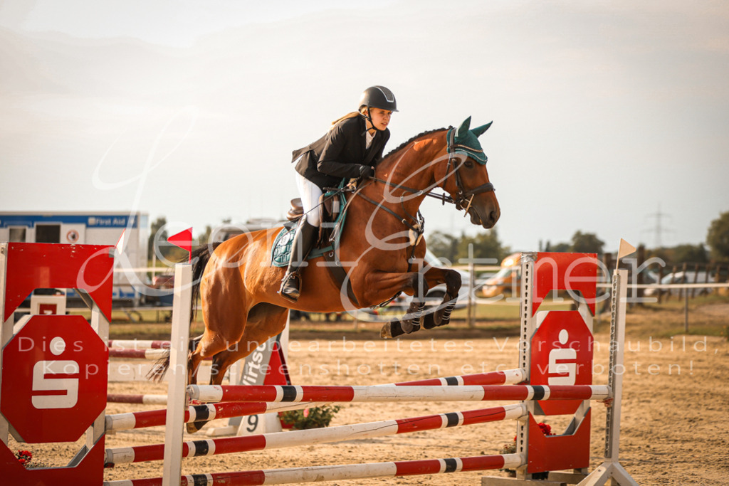 08.FrSpE00121 | Leoni Ertmer Photography - Realisiert mit Pictrs.com