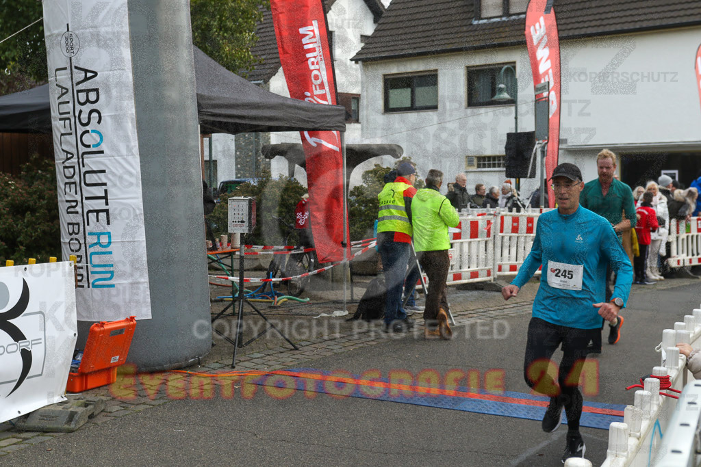 221127_1212_EV9_3381 | Sportfotografie im Rhein-Sieg Kreis, Köln, Bonn, NRW, Rheinland Pfalz, Hessen, etc. Unser Tätigkeitsfeld umfasst den Laufsport vom Volkslauf über den Marathon, Duathlon, Triathon bis zum Ultralauf wie Kölnpfad Ultra oder Schindertrail.