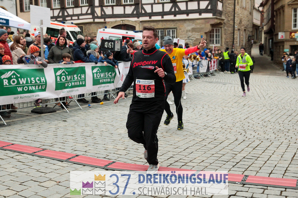 VR Bank Hauptlauf 10000m | 3 Koenigslauf 2023 - Realisiert mit Pictrs.com