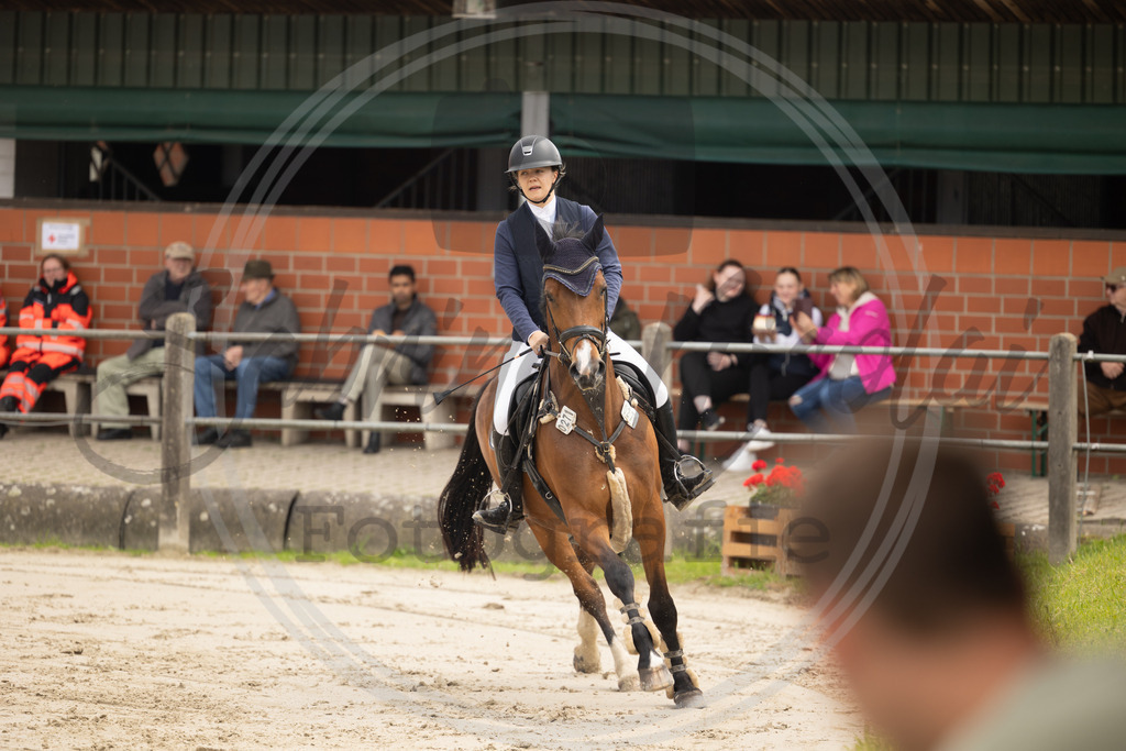 994A9410 | sabrinanicolaifotografie - Realisiert mit Pictrs.com