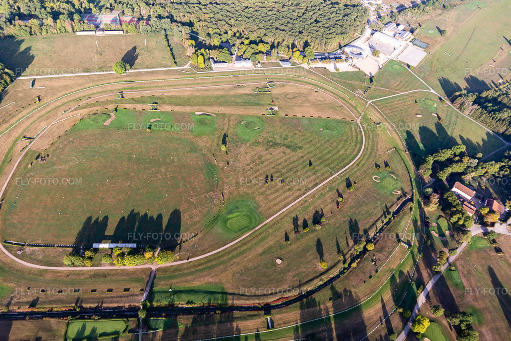Aerial view: Hippique Courses in Vittel in the state Vosges, France. – Photo: IMG_118467.jpg taken on 09/16/2019 by Werner Riehm/FLY-FOTO.com – Resolution of the original: 5472 x 3648 px