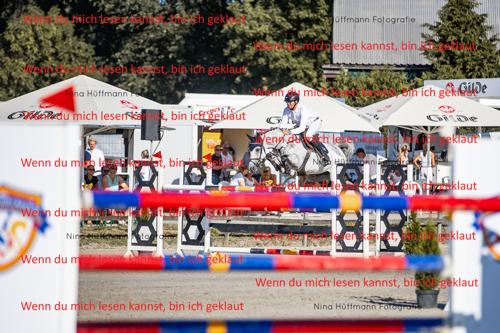 BK1A8629 | Turnierbilder Turnierfotos Nina Hüffmann Turnierfotografie Pferdefotografie Tierzeichnung Haustierzeichnung Pferdezeichnung Hundezeichnung Videograf  - Realisiert mit Pictrs.com