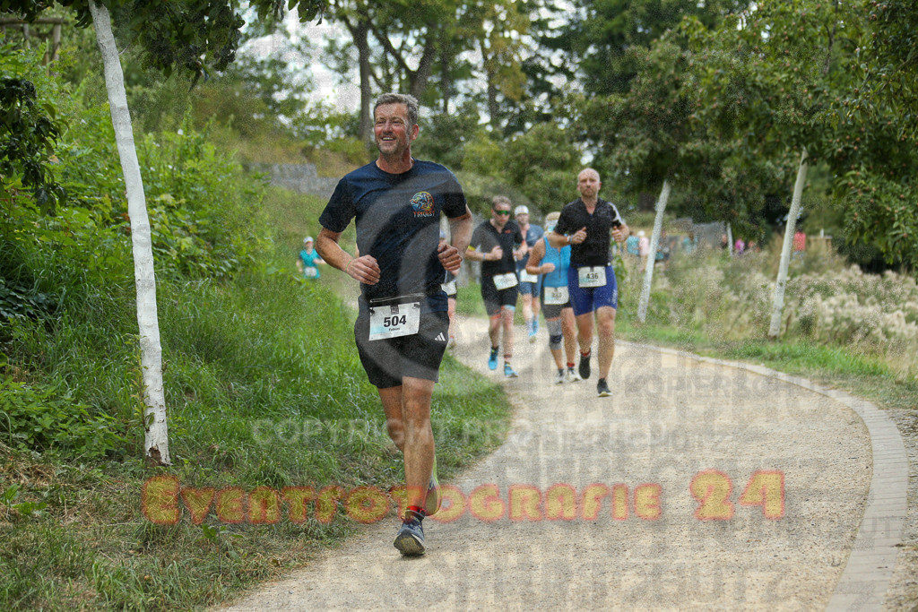 250824_1403_EX1_4795 | Sportfotografie im Rhein-Sieg Kreis, Köln, Bonn, NRW, Rheinland Pfalz, Hessen, etc. Unser Tätigkeitsfeld umfasst den Laufsport vom Volkslauf über den Marathon, Duathlon, Triathon bis zum Ultralauf wie Kölnpfad Ultra oder Schindertrail.