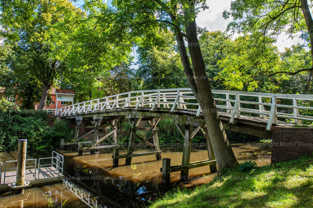 Stade Insel Brücke_ELS_0652010920 | Stade Tourismus Foto - Realisiert mit Pictrs.com