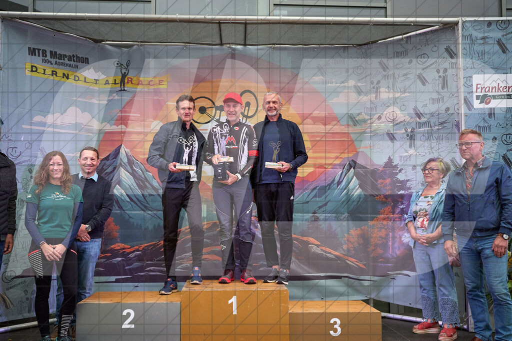 Betriebszentrum Laubenbachmühle, Frankenfels, Österreich - 13. September 2025: Dirndltal Race - Fun und Trophy Race - SiegerehrungFotograf: Martin Bihounek / martinbihounek.com | 13. September 2025 Betriebszentrum Laubenbachmühle, Frankenfels, Österreich : Dirndltal Race - Fun und Trophy Race - Siegerehrung •••••Photo by: Martin Bihounek / martinbihounek.comInsta: @martinbihounekcom