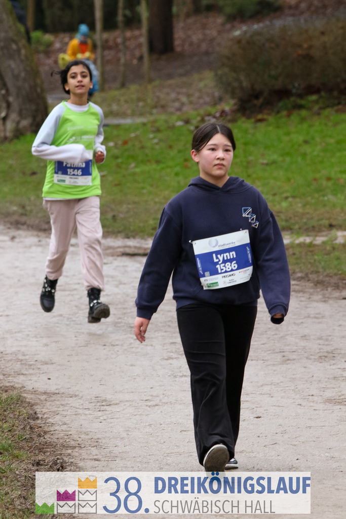 1700m Stadtwerke Jugendlauf | 3 Koenigslauf 2024 1700m Stadtwerke Jugendlauf - Realisiert mit Pictrs.com
