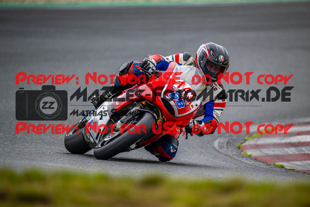 MaZZes_FotoMatrix_240724_6007705_6418 | ROT