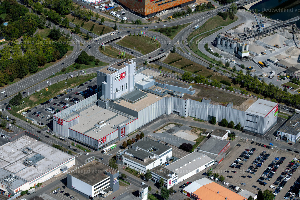 3902603 | Möbelhaus XXXLutz und Möma, Heilbronn