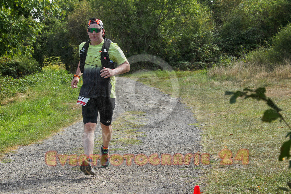 250830_1310_EV4_4166 | Sportfotografie im Rhein-Sieg Kreis, Köln, Bonn, NRW, Rheinland Pfalz, Hessen, etc. Unser Tätigkeitsfeld umfasst den Laufsport vom Volkslauf über den Marathon, Duathlon, Triathon bis zum Ultralauf wie Kölnpfad Ultra oder Schindertrail.