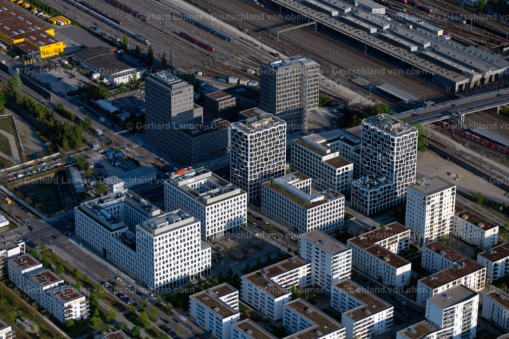 4025548 | Wohn-und Geschäftsgebäude an der Friedenheimer Brücke, München im Bundesland Bayern