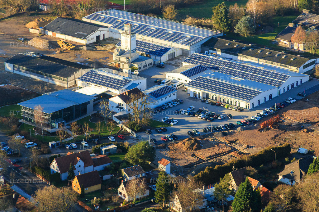 Luftbild: Quartier Lanzet von Süden mit Hagebau Kompakt - Gillet Baustoffe GmbH in Herxheim bei Landau im Bundesland Rheinland-Pfalz in Deutschland. Foto: IMG_076479.jpg vom 05.01.2015 durch Werner Riehm/FLY-FOTO.deGillet Webseite
