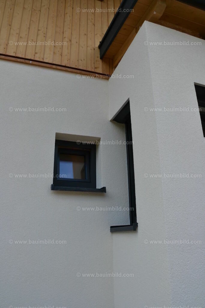 bib-lg18-putzarbeiten-0276 | Nach LV-Leistungsgruppen sortierte Detailfotos über den Bau eines Hauses. Alle Hausbau-Bilder direkt vom Urheber und Autor der Website Haus-Selber-Bauen.com