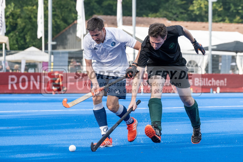 SFE_20240817_0230 | Krefeld, Deutschland, 17.08.2024:  European Cup for Recreational Hockey Players im KTHC Stadion Rot-Weiss Köln Tennis and Hockey Club am 17.08.2024 in Krefeld, Deutschland. (Foto von Stephan Fehrmann)Krefeld, Germany, 17.08.2024: European Cup for Recreational Hockey Players in KTHC Stadion Rot-Weiss Köln Tennis and Hockey Club at 17.08.2024 in Krefeld, Deutschland. (Foto from Stephan Fehrmann)