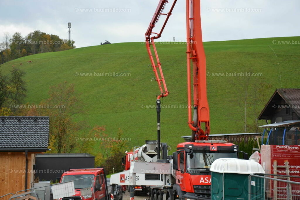 bib-lg04-betonarbeiten-0314 | Nach LV-Leistungsgruppen sortierte Detailfotos über den Bau eines Hauses. Alle Hausbau-Bilder direkt vom Urheber und Autor der Website Haus-Selber-Bauen.com