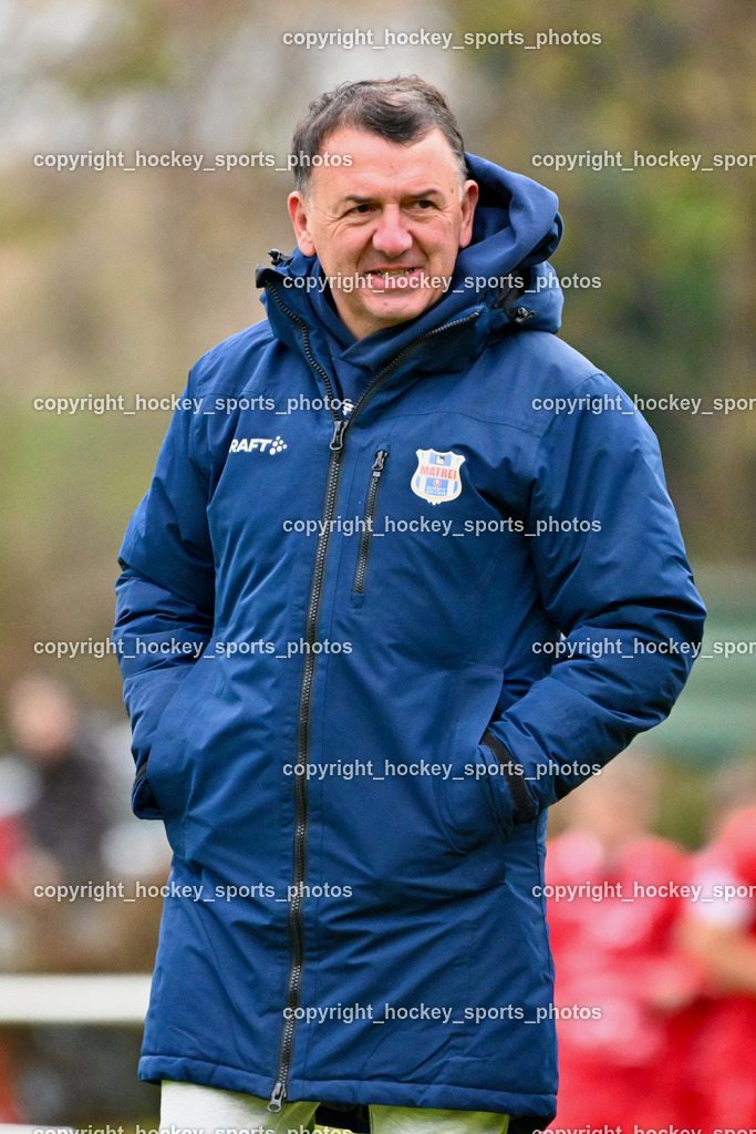 SV Rothenthurn vs. Union Matrei | Headcoach Matrei Harald Panzl, SV Rothenthurn vs. Union Matrei, SV Rothenthurn vs. Union Matrei am 09.11.2024 in Rothenthurn (Sportplatz Rothenthurn), Austria, (Photo by Bernd Stefan)