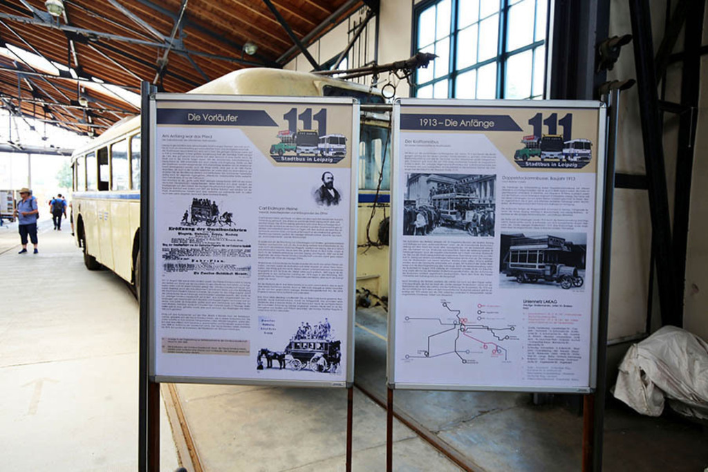 Straßenbahnmuseum Leipzig | Entdecke über 20 Kategorien Leipzig-Motive: Foto-Downloads, hochwertige Poster, Leinwand- & Fine-Art-Prints. Jetzt Lieblingsfoto im Bildlexikon Leipzig Shop bestellen!