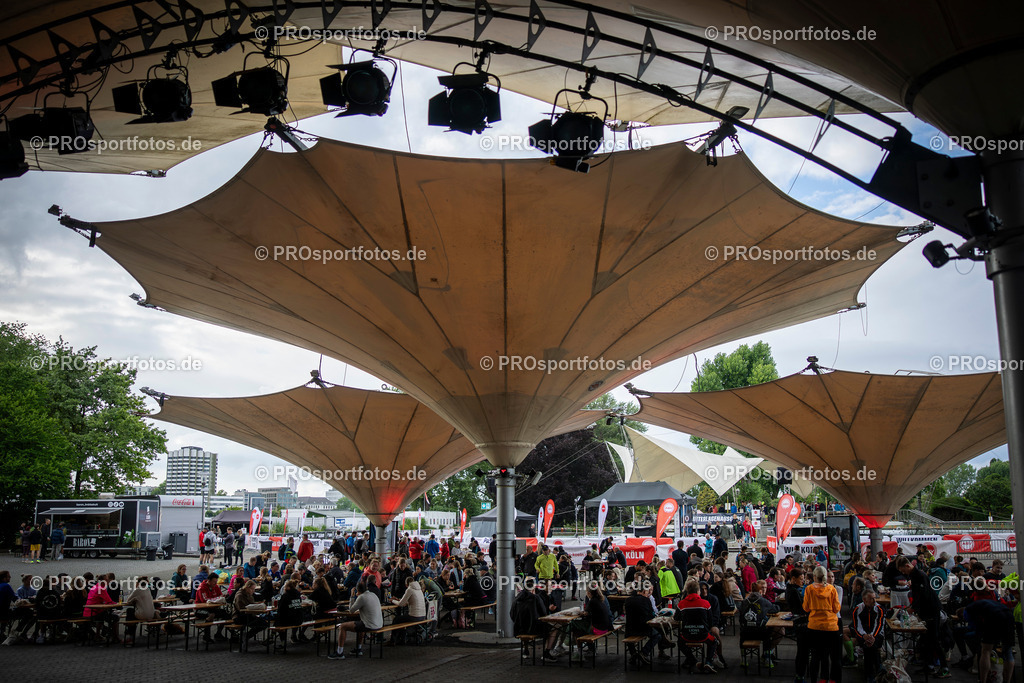 22. ASV Nachtlauf; Koeln, 28.05.25 | Impressionen vom 22. ASV Nachtlauf am 28.05.25 am Tanzbrunnen in Koeln. Foto: BEAUTIFUL SPORTS/Axel Kohring
