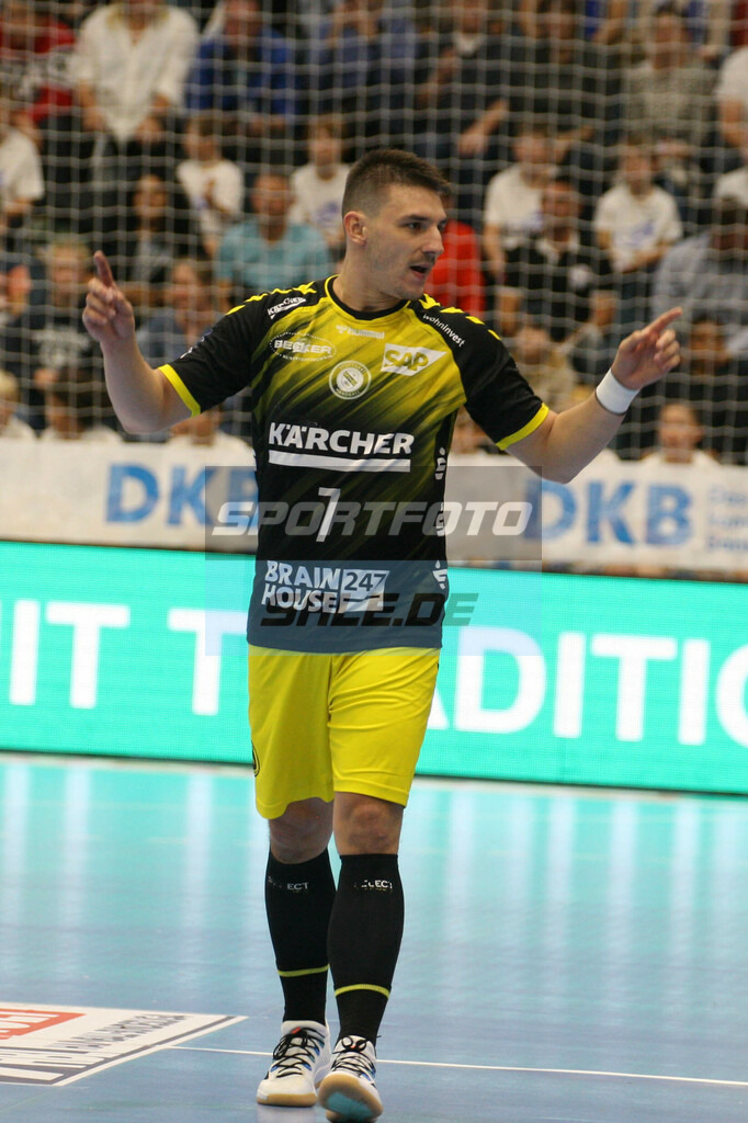 VFL Gummersbach - TVB Stuttgart | Egon Hanusz - © Sportfoto-Sale (MK) - Realisiert mit Pictrs.com