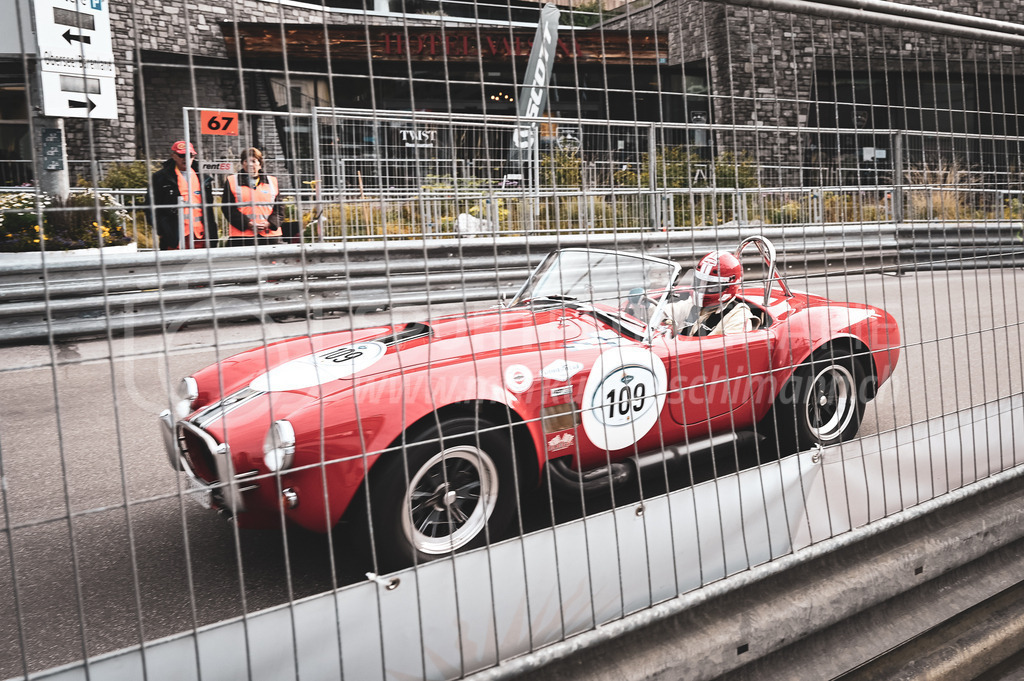 19. Arosa ClassicCar 2023 - 1. September 2023 | 19. Arosa ClassicCar 2023
Arosa, Schweiz
Gantenbein René aus Adetswil mit der Startnummer 109 in einem Shelby Cobra S/C, Jahrgang 1968, in der Klasse Alpine Performance.
@arosaclassiccar, @arosa.official, #arosaclassiccar, #arosa, #76curves, #classiccar
Bild: Sportfotografie Markus Aeschimann | www.markus-aeschimann.ch - Realisiert mit Pictrs.com