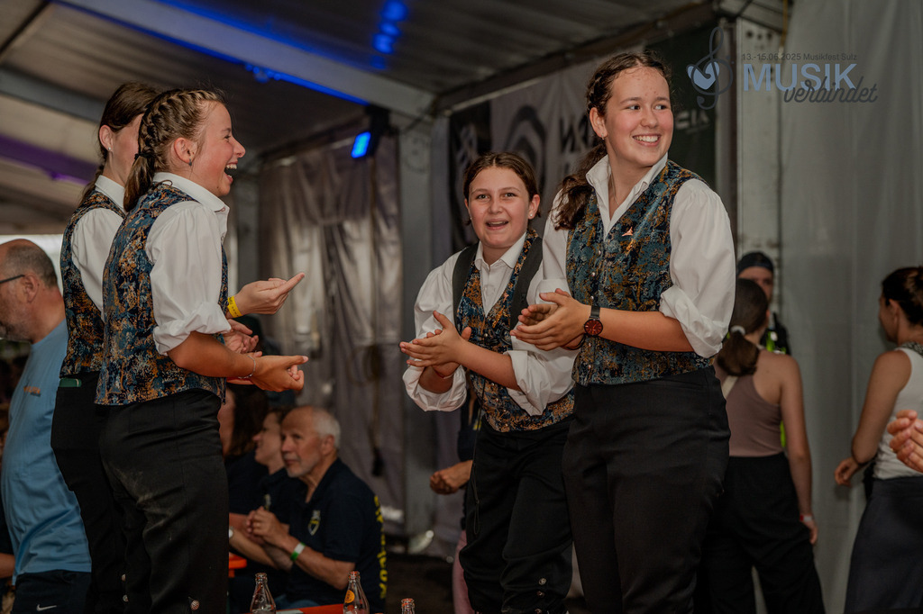 DSC_4597 | "Fussifoto.com – Ihr Ansprechpartner für hochwertige Fotografie! Entdecken Sie kreative Bilder und professionelle Dienstleistungen. Kontaktieren Sie uns für Ihre Projekte!"