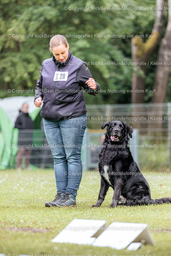 RO-Blumenthal-2026-Nickbest-Hundefotografie-4632 | Dein Hund! Dein Moment! Deine Erinnerungen! Hundefotografie in Bremen Blumenthal. Ich fange die besonderen Momente deines Vierbeiners ein – ob Indoor mit Blitzanlage oder in der freien Natur. Sicher dir dein Moment und dein Termin für eure Erinnerungen.