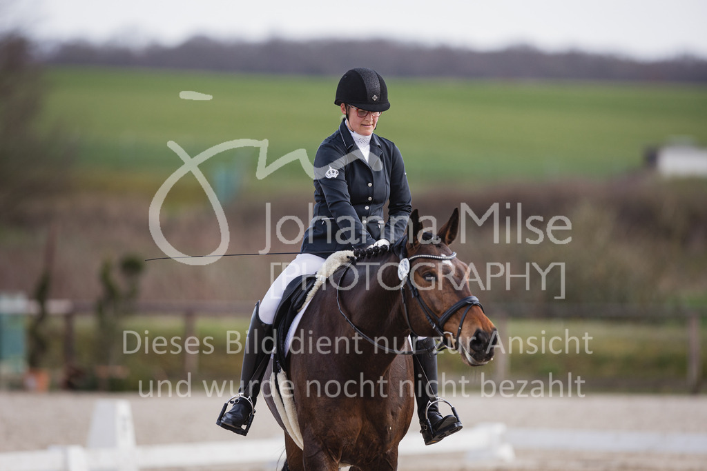 230410_Frühlingsfest_Dressurreiter-L-698 | Deine schönsten Turniermomente als professionelle Fotos! Entdecke hochwertige Pferdesport-Fotografie im Online-Shop. Jetzt Fotos finden & bestellen!