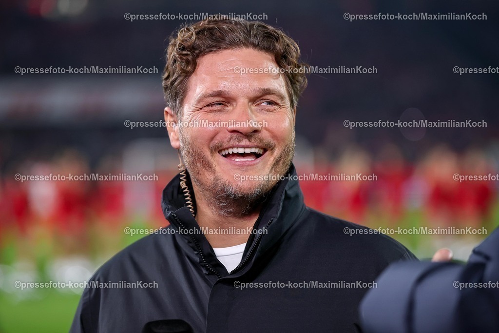 1FC14012601009 | 14.01.2026, Fußball, 1. FC Köln - FC Bayern München, 1. Fußball Bundesliga, 17. Spieltag, RheinEnergie-STADION, Saison 2025 2026: Edin Terzic lachend DFB regulations prohibit any use of photographs as image sequences and or quasi-video.