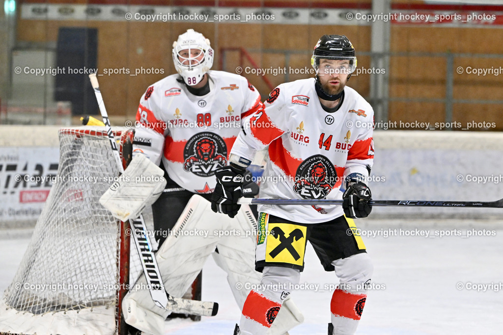 EC MET PHOTOVOLTAIK HORNETS SPITTAL vs. EV ZELTWEG MURTAL LIONS | #44 Selan Maks EV ZELTWEG MURTAL LIONS, #88 Mocher Paul EV ZELTWEG MURTAL LIONS, EC MET PHOTOVOLTAIK HORNETS SPITTAL vs. EV ZELTWEG MURTAL LIONS, EC MET PHOTOVOLTAIK HORNETS SPITTAL vs. EV ZELTWEG MURTAL LIONS am 08.02.2026 in Spittal an der Drau (Eissportzentrum Spittal), Austria, (Photo by Bernd Stefan)