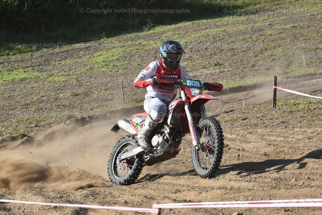 DSC_0481 | Sportfotografie , Motorsport, Motoross, Reitsport, Mointainbike, Enduro,
Landschaft , Outdoor, Eventfotografie, Landschaft, Bilder online bestellen - Realisiert mit Pictrs.com