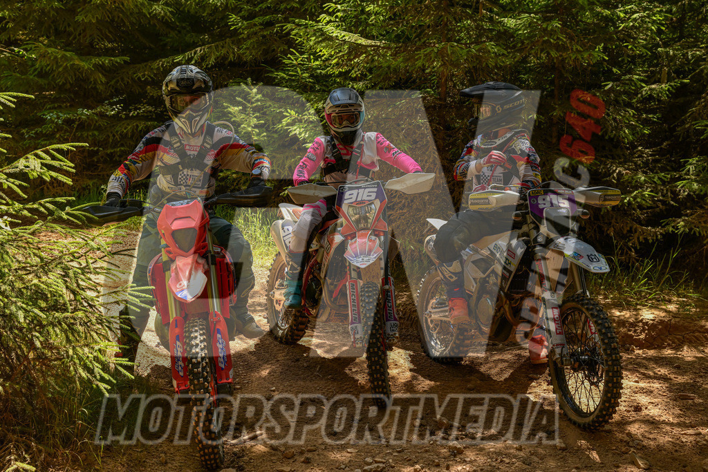 NZ8_3221 | grenznic640