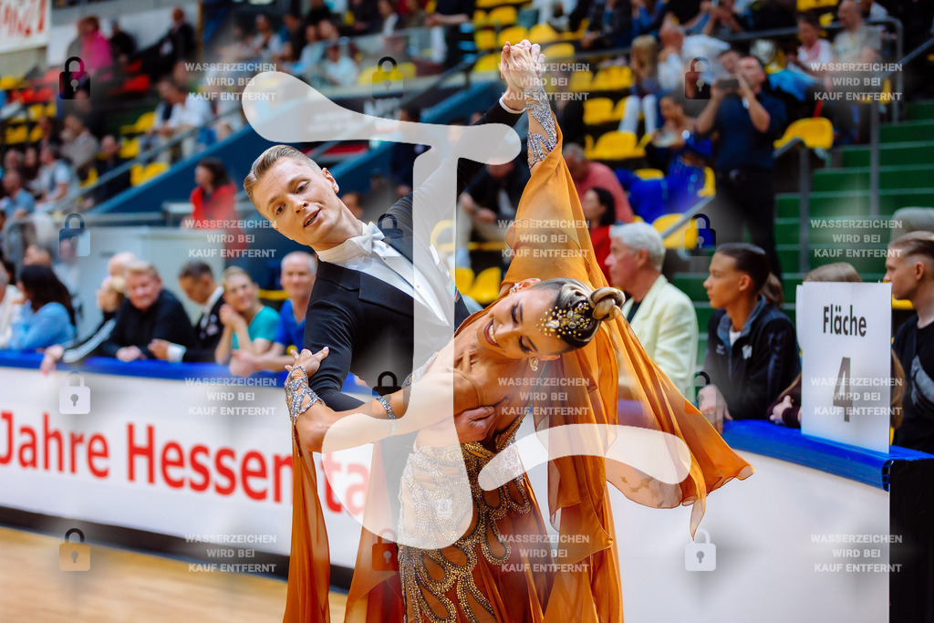 Hessen Tanzt WDSF International Open Standard 2nd (18) Yahor Boldysh _ Irina Averina (TSC Excelsior Dresden)-2025-05-17-9644 | Webshop for digital downloads and prints of dance sport, event & show photographer Julian Link - Realisiert mit Pictrs.com