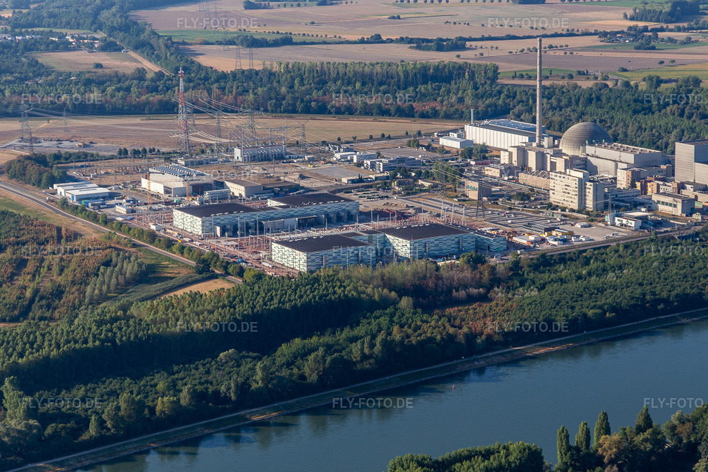 Luftbild: TransnetBW GmbH, Gleichstrom-Umspannwerk auf dem Gelände des stillgelegten AKW Philippsburg in Philippsburg im Bundesland Baden-Württemberg in Deutschland. Foto: IMG_133991.jpg vom 21.08.2022 durch Werner Riehm/FLY-FOTO.deULTRANET - Projekte - Netzentwicklung - TransnetBW
