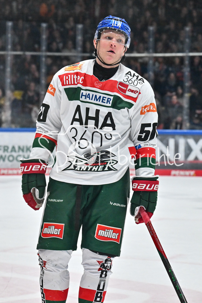 Löwen Frankfurt -Augsburger Panther | haengende Koepfe bei den Augsburger Panthern / Alexander OBLINGER (Augsburger Panther #50) / Freisteller / Einzelfoto / DEL: Loewen Frankfurt - Augsburger Panther, Eissporthalle Frankfurt am 14.02.2025