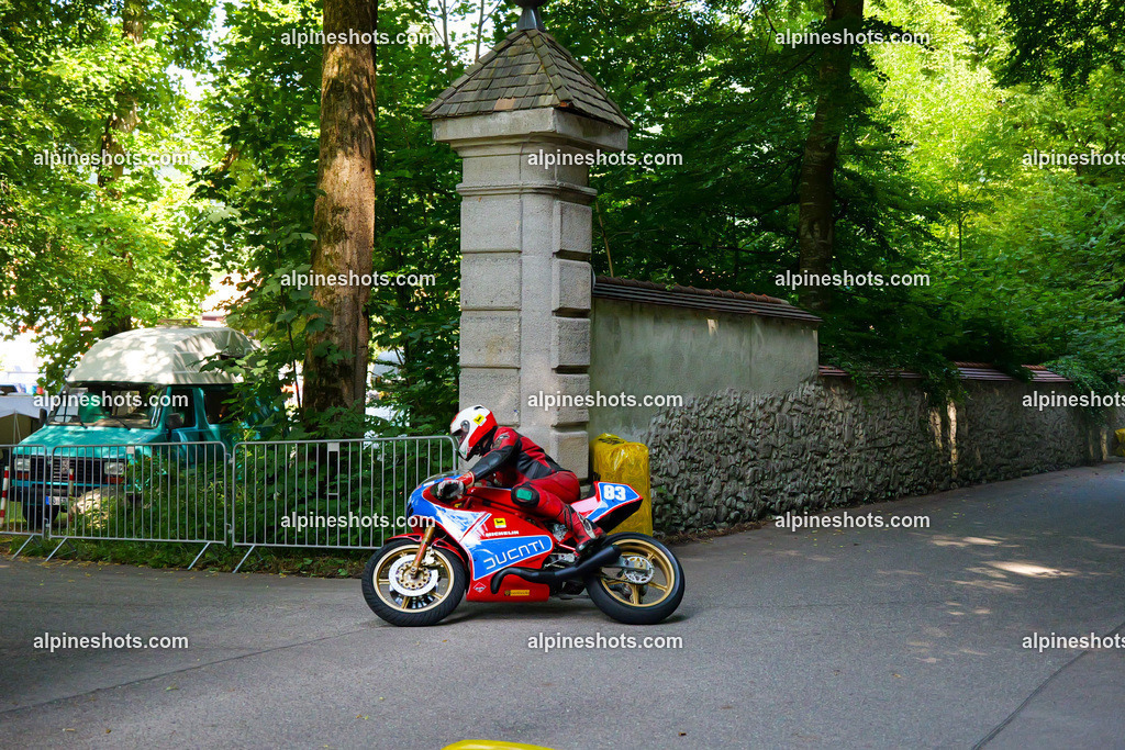 P1015116 | Erleben Sie atemberaubende, hochqualitative Fotos Ihrer Fahrt entlang der malerischen Alpenstraßen. Besuchen Sie alpineshots.com, um professionelle Aufnahmen Ihrer unvergesslichen Reise zu finden und zu kaufen - Realisiert mit Pictrs.com