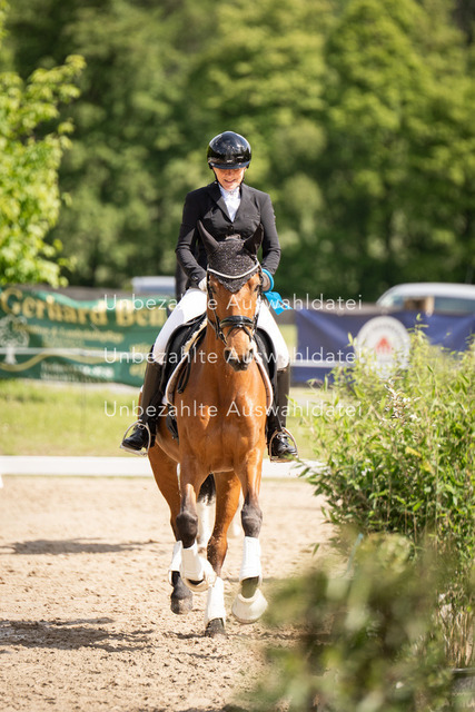 Bad_Meinberg_08728 | saradresslerfotografie - Realisiert mit Pictrs.com