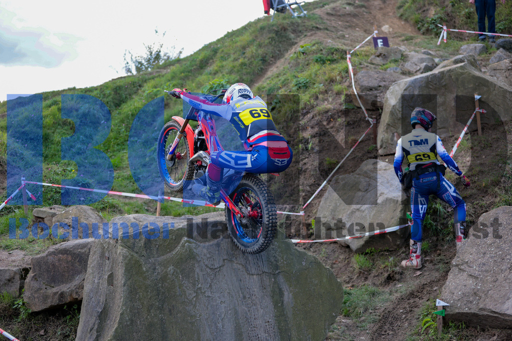 SES_DMTRIA20240929-49 | bond - Realisiert mit Pictrs.com