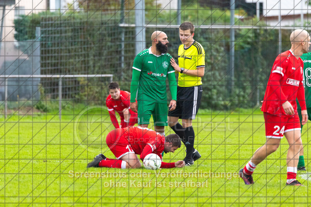 20261011_154204_0219_(c)_by_PhotoPeet | #,KSG Eislingen (grün) vs. 1.FC Donzdorf (rot), Fußball, Bezirksliga - Bezirk Neckar/Fils, 07. Spieltag, Saison 2026/2027, Rasensportplatz, Albstraße 69, 73054 Eislingen, 11.10.2026 - 15:00 Uhr,Foto: PhotoPeet / Sport- &amp; Eventfotografie / Peter Harich