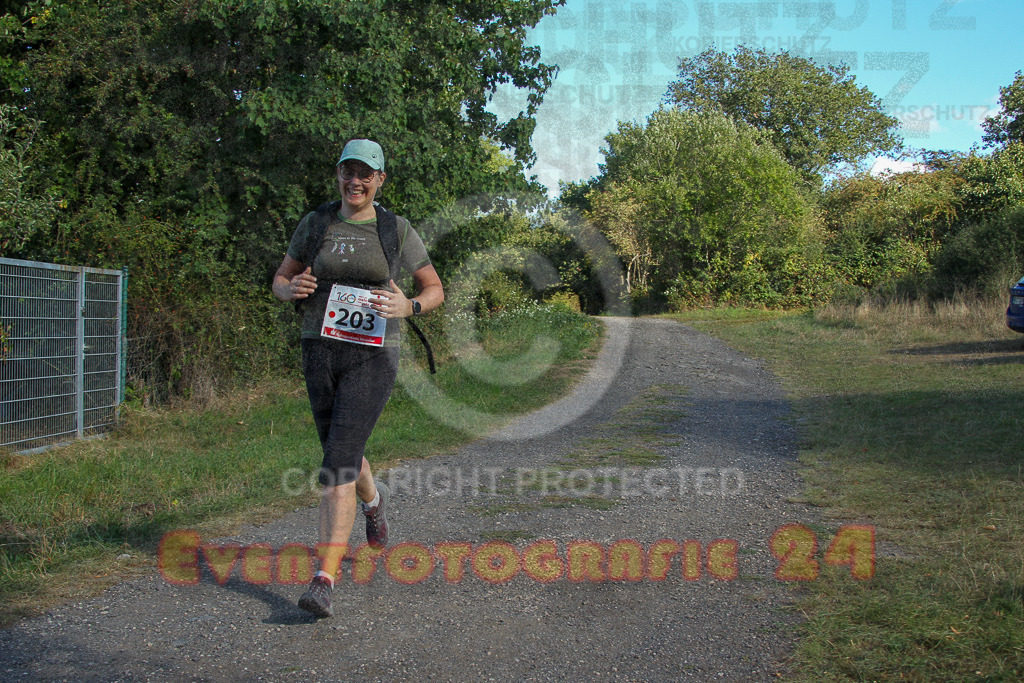 250830_1647_EV4_4698 | Sportfotografie im Rhein-Sieg Kreis, Köln, Bonn, NRW, Rheinland Pfalz, Hessen, etc. Unser Tätigkeitsfeld umfasst den Laufsport vom Volkslauf über den Marathon, Duathlon, Triathon bis zum Ultralauf wie Kölnpfad Ultra oder Schindertrail.