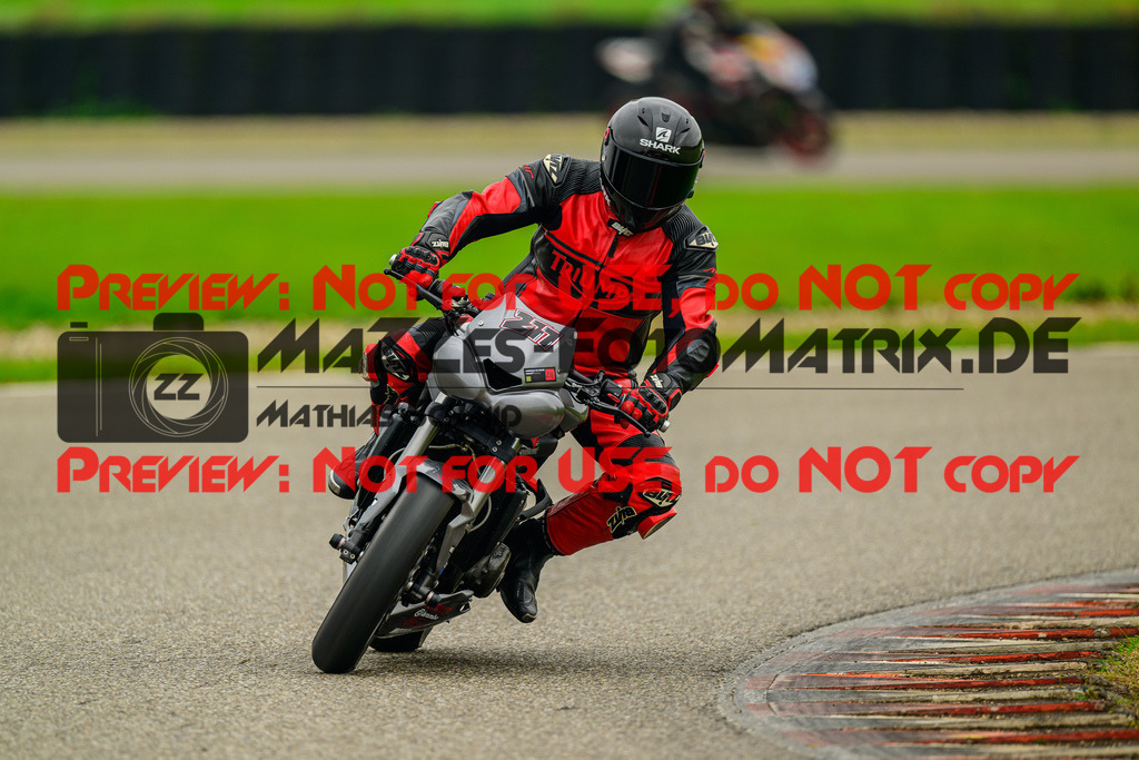 MaZZes_Fotomatrix_20241003_6007705_1704 | ROT