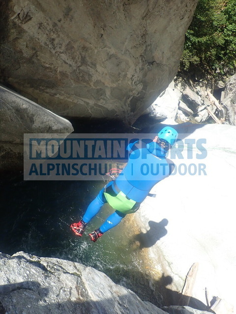P9210030 | Bestelle die Bilder deines Berg- oder Wasser-Abenteuers mit Mountain Sports bequem von zu Hause aus direkt über unseren Online Fotoshop von pictrs.com. - Realisiert mit Pictrs.com