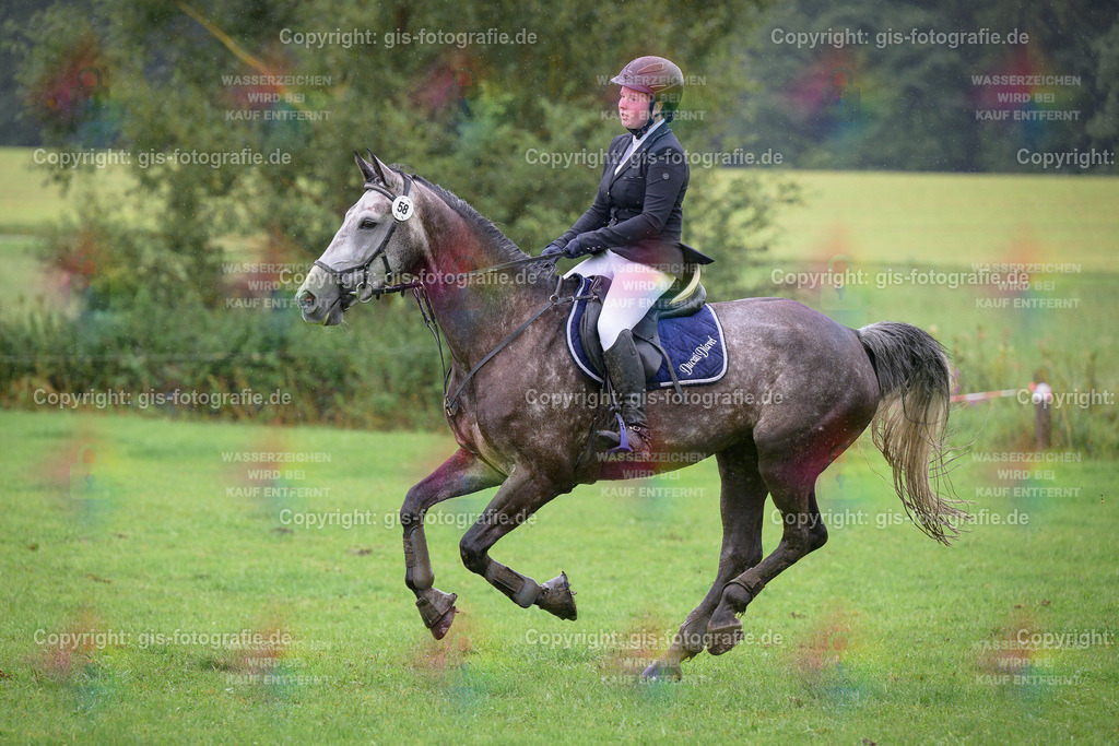 058_Miller_Nicola_Ducati-Diavel_A1_Springen_250802_02 | gis-fotografie