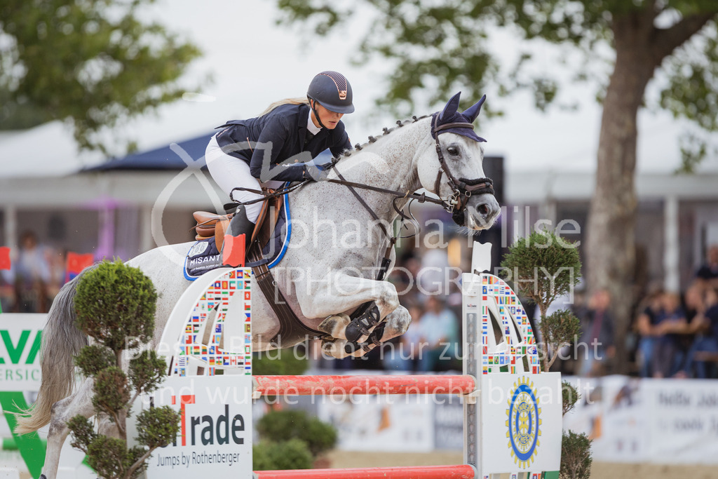 220729_BHO_GT_M2-Spr_1-260 | Deine schönsten Turniermomente als professionelle Fotos! Entdecke hochwertige Pferdesport-Fotografie im Online-Shop. Jetzt Fotos finden & bestellen!