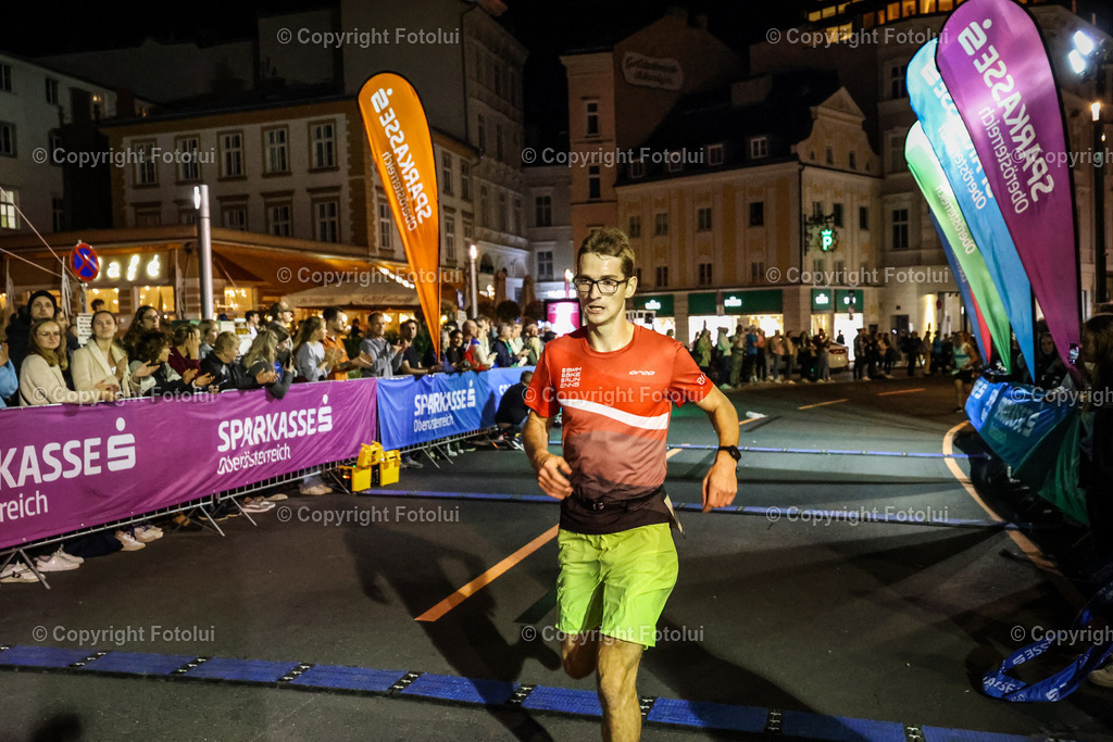 A-BINDER_20240926_0143 | Linz  AUSTRIA,26.Sept..2024 -Night Run Linz, Image shows Photo: Sportmediapics.com/ Manfred Binder
