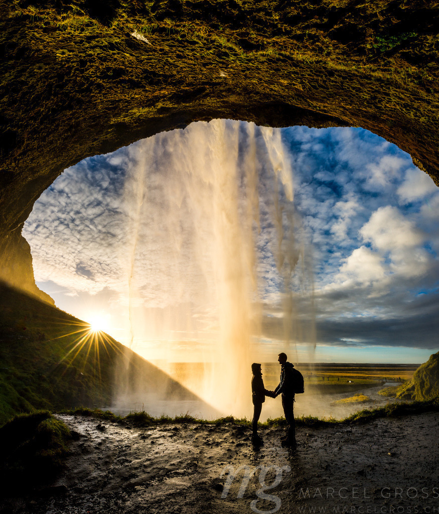 Seljalandsfoss Wasserfall an der Ringstrasse, Island | Seljalandsfoss Wasserfall an der Ringstrasse, Island - Realisiert mit Pictrs.com